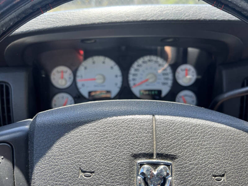 2005 Dodge Ram 1500 SLT