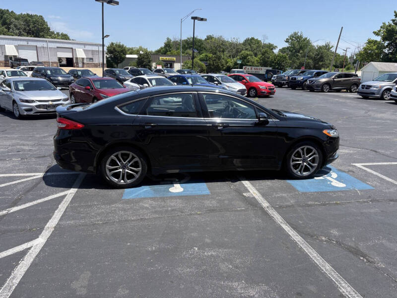 2017 Ford Fusion SE
