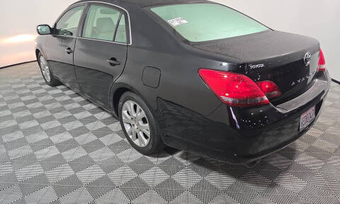 2008 Toyota Avalon XLS