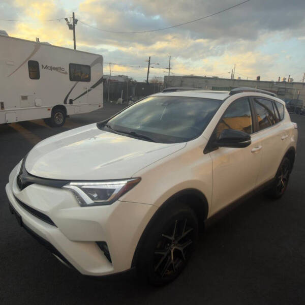 2018 Toyota RAV4 SE