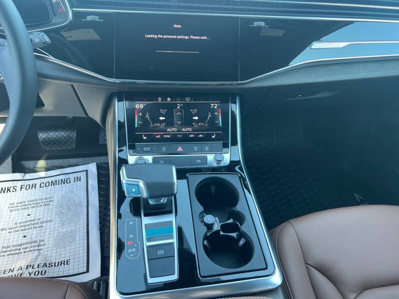2025 Audi Q7 quattro Premium 45 TFSI