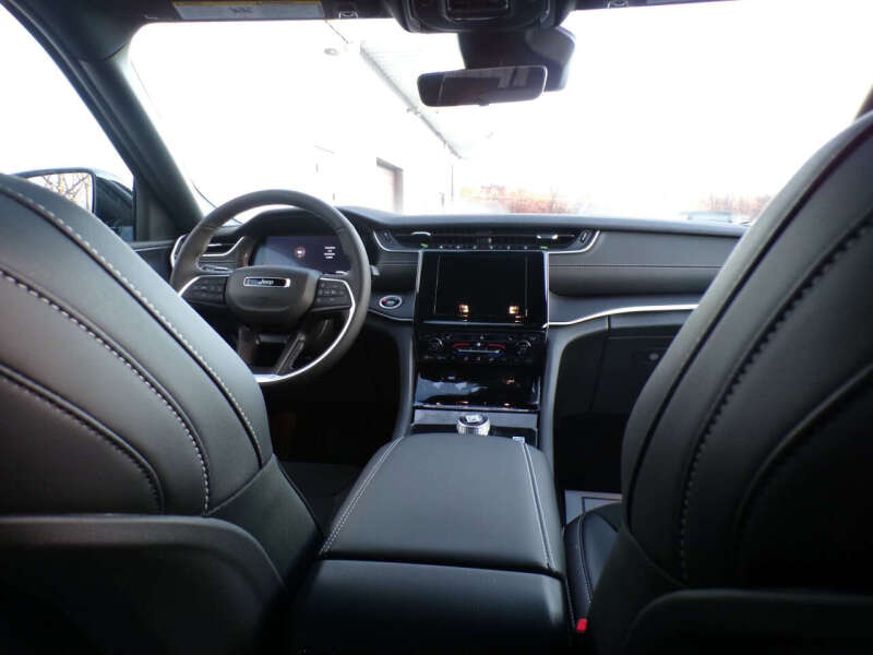 2025 Jeep Grand Cherokee L