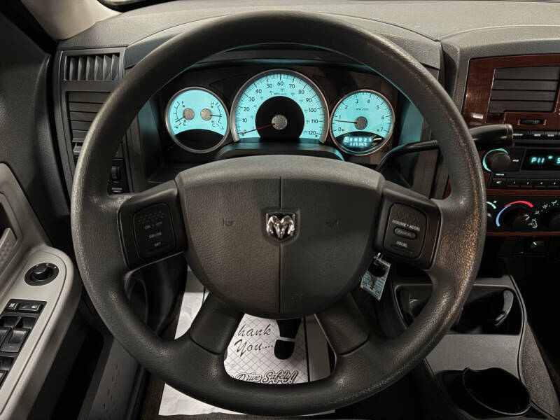 2005 Dodge Dakota SLT