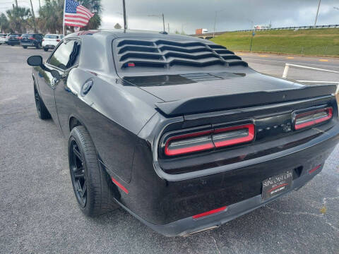 2022 Dodge Challenger SXT