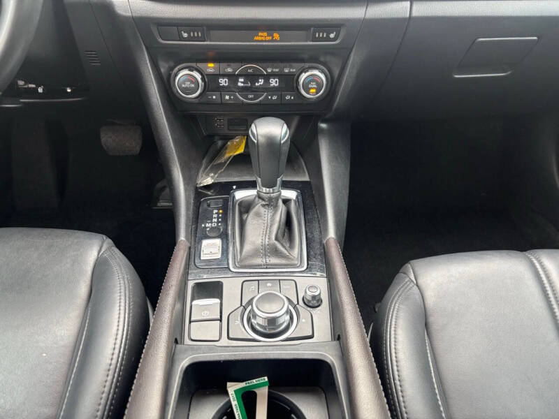 2017 Mazda MAZDA3 Touring