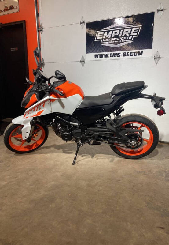 2024 KTM 250 Duke