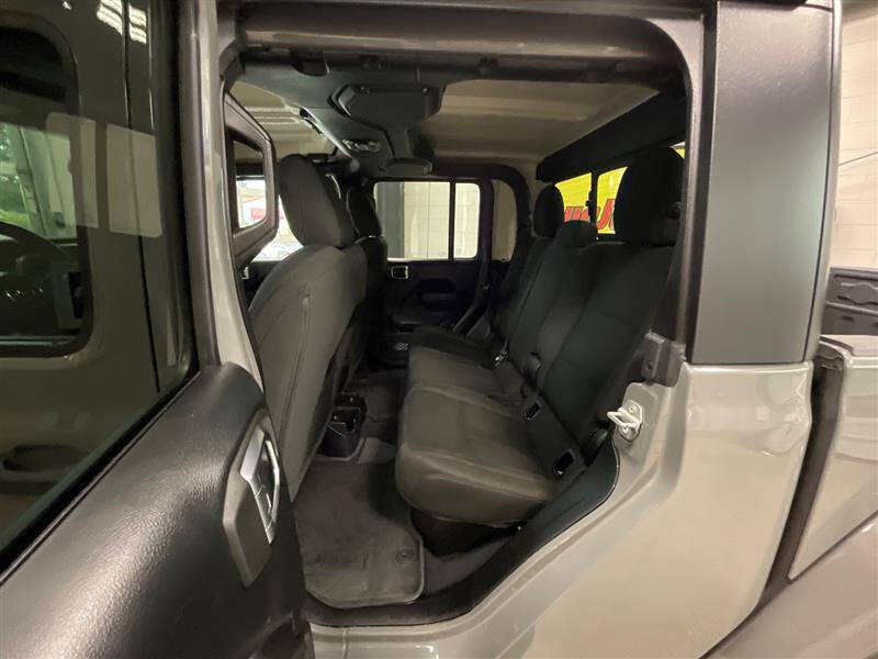 2021 Jeep Gladiator Willys