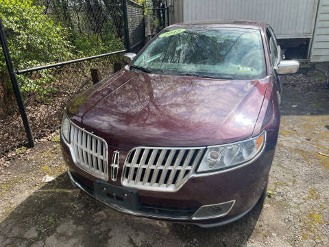 2012 Lincoln MKZ Hybrid for sale at B. Fields Motors, INC in Pittsburgh PA