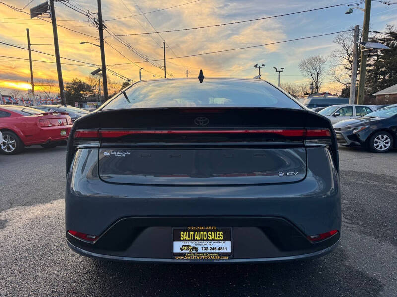 2024 Toyota Prius LE