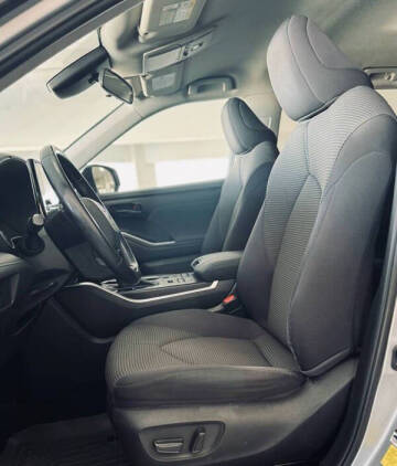 2021 Toyota Highlander LE