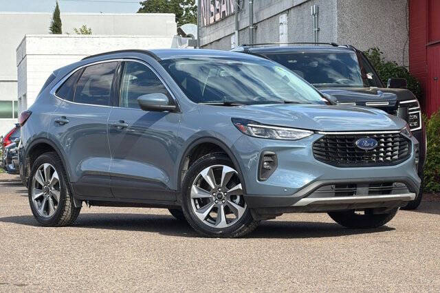 2024 Ford Escape Platinum