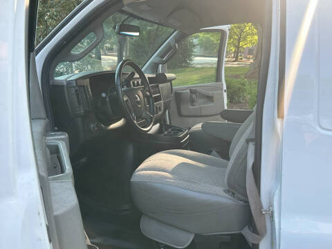 2019 GMC Savana 2500