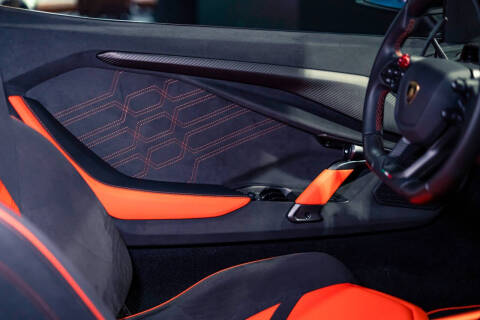 2025 Lamborghini Revuelto