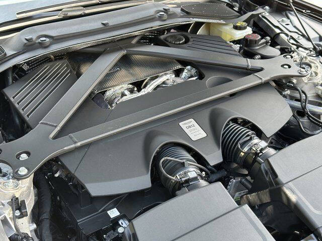 2024 Aston Martin DB12 V8