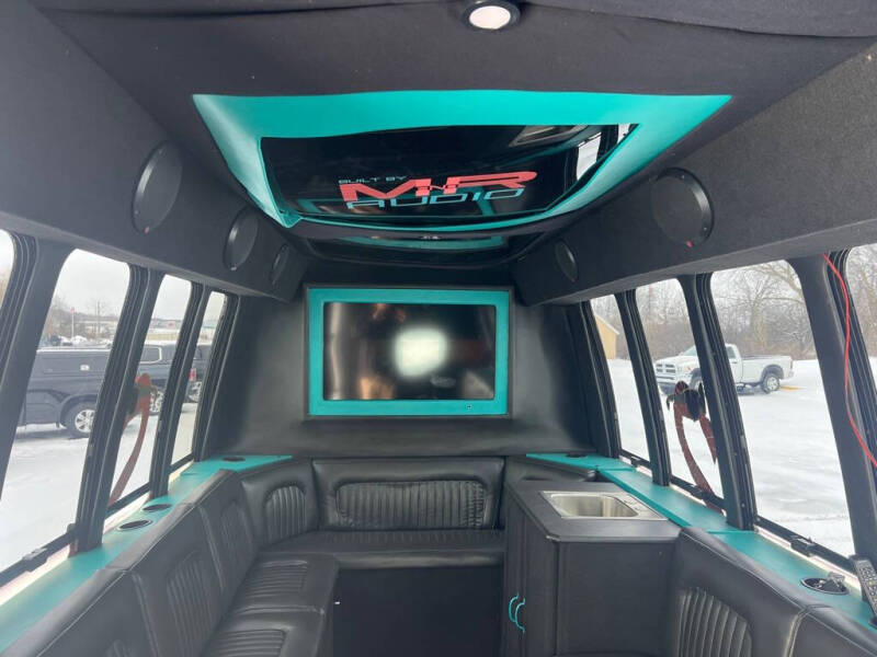 1999 Ford E-Series E-350 SD