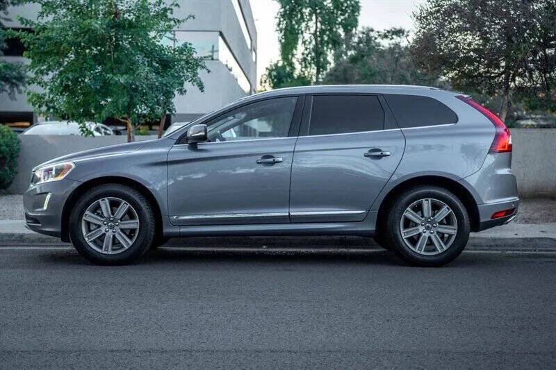 2017 Volvo XC60 T5 Inscription