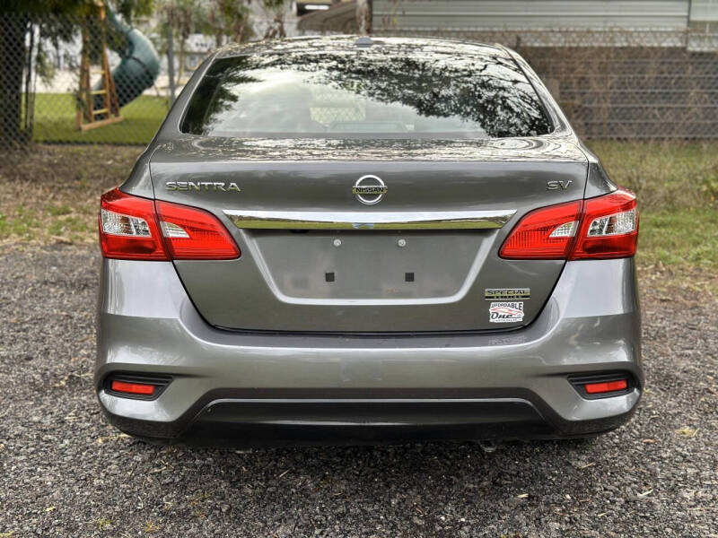 2019 Nissan Sentra SV photo 5