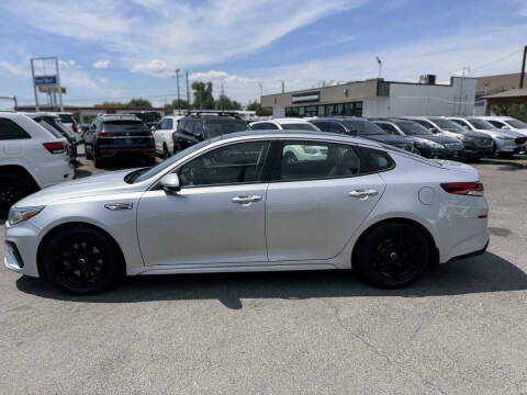 2019 Kia Optima EX