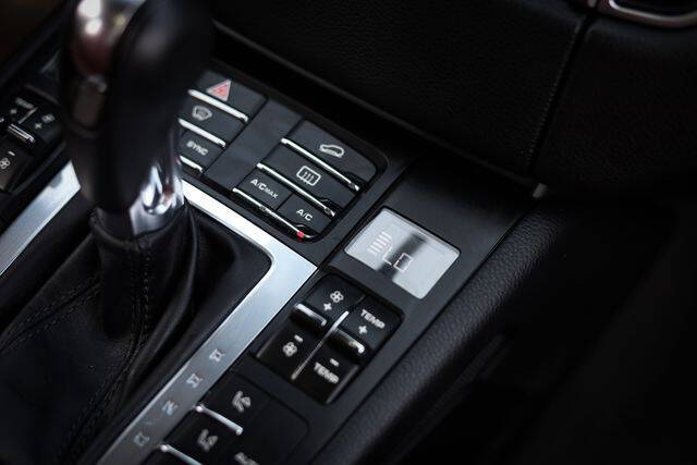 2015 Porsche Macan S