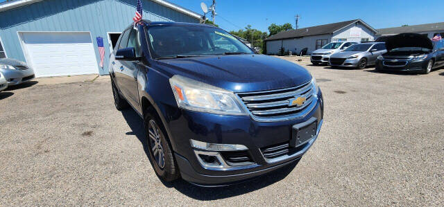 2016 Chevrolet Traverse for sale at URIEL's AUTOMOTIVE LLC in Middletown, OH