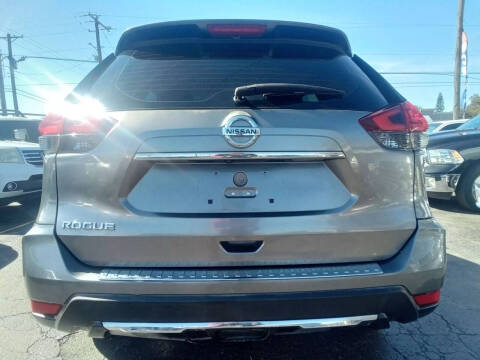 2017 Nissan Rogue