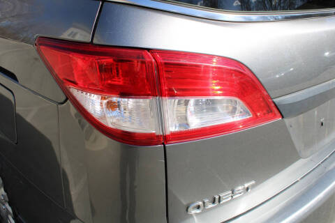 2015 Nissan Quest