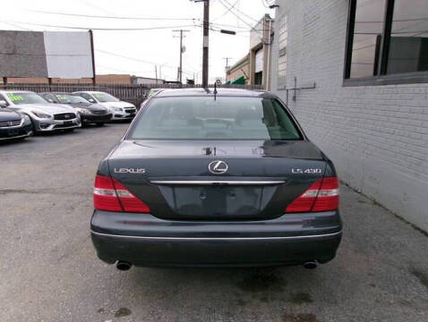 2005 Lexus LS 430