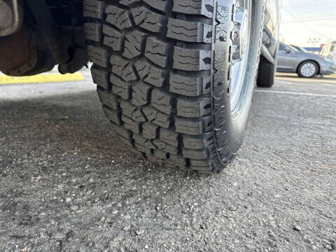 2003 Ford Excursion XLT