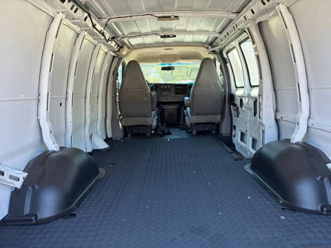2017 Chevrolet Express 3500