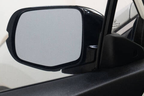 2019 Honda Pilot Touring w/Rear Captain's Chairs