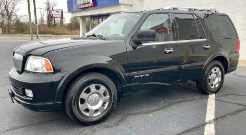 2006 Lincoln Navigator for sale at Carland Auto Sales INC. in Portsmouth VA