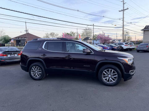 2017 GMC Acadia SLE-2