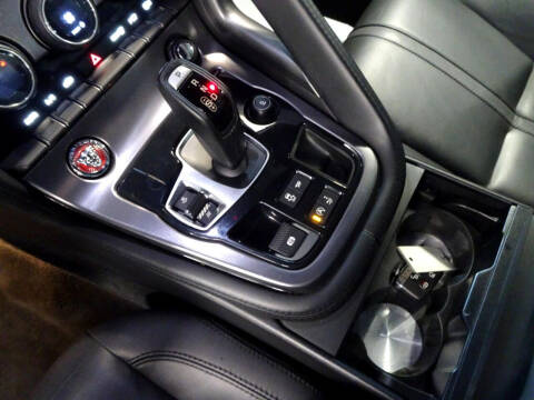 2017 Jaguar F-TYPE R