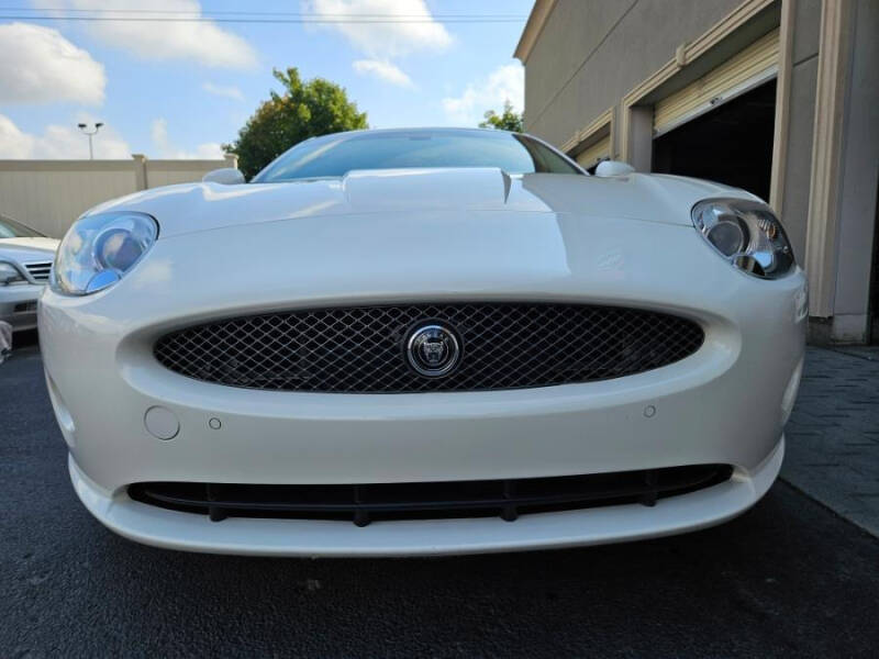 2009 Jaguar XK Series Coupe photo 2