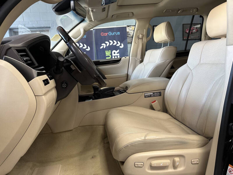 2018 Lexus LX 570 Two-Row