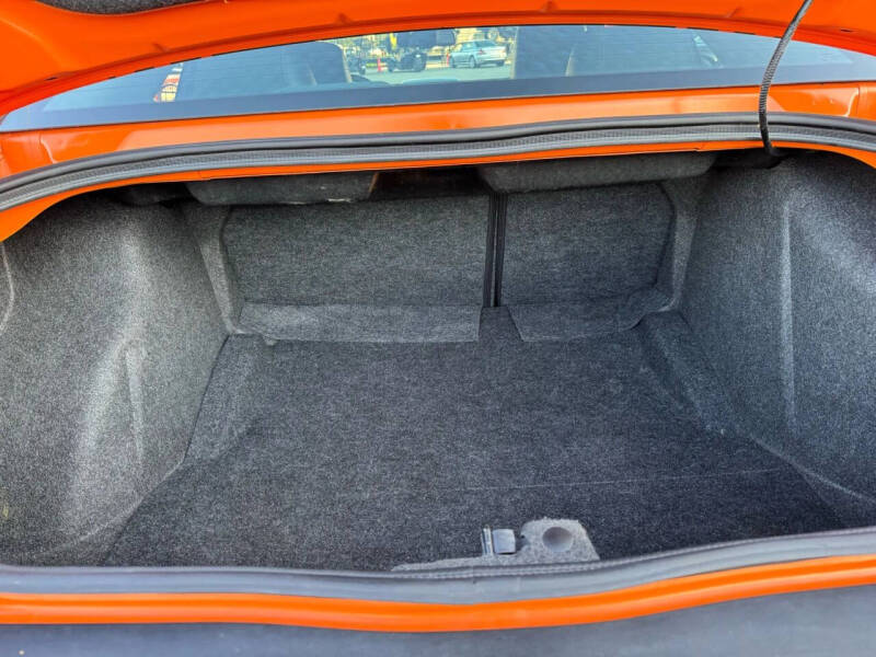 2014 Dodge Challenger R/T Shaker Package