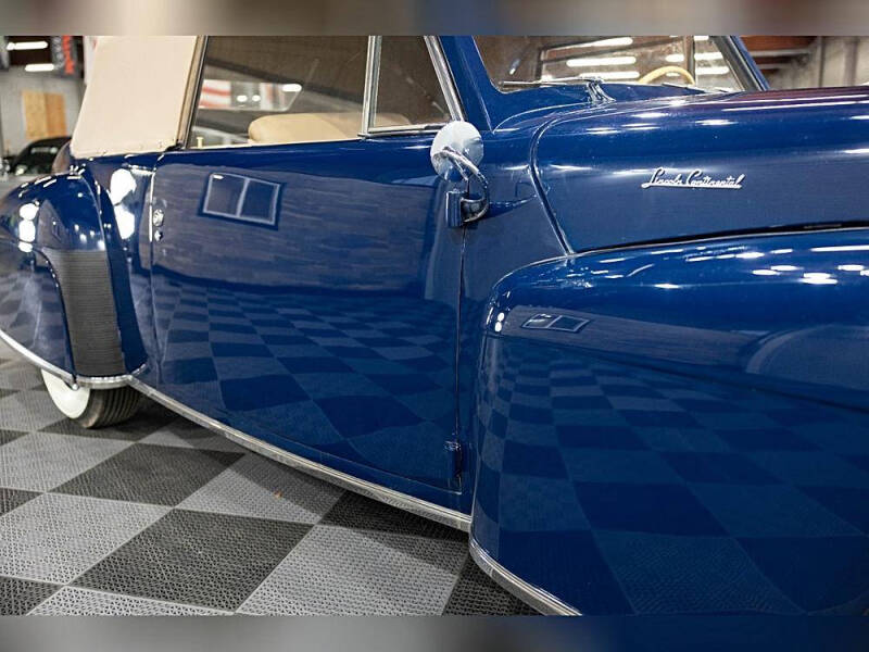 1942 Lincoln Continental