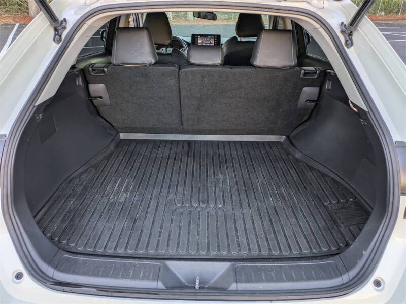 2022 Toyota Venza LE