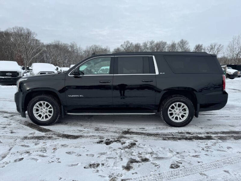 2017 GMC Yukon XL SLE