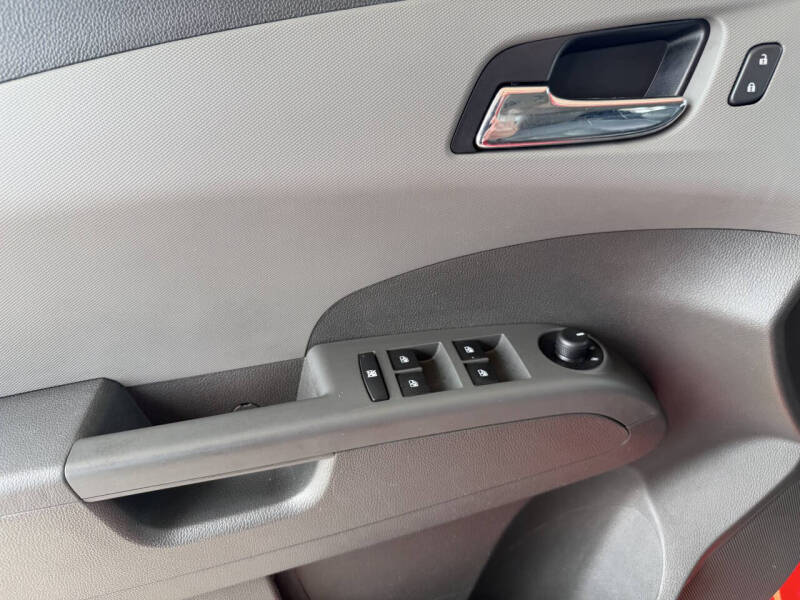 2015 Chevrolet Sonic LTZ Auto