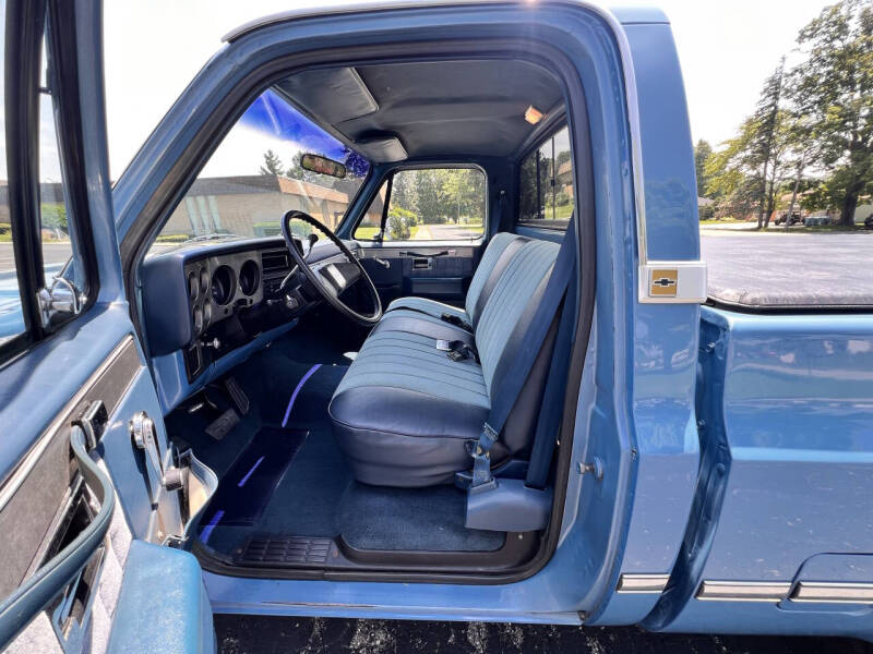 1987 Chevrolet R/V 10 Series R10