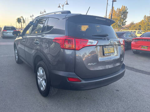 2015 Toyota RAV4 LE