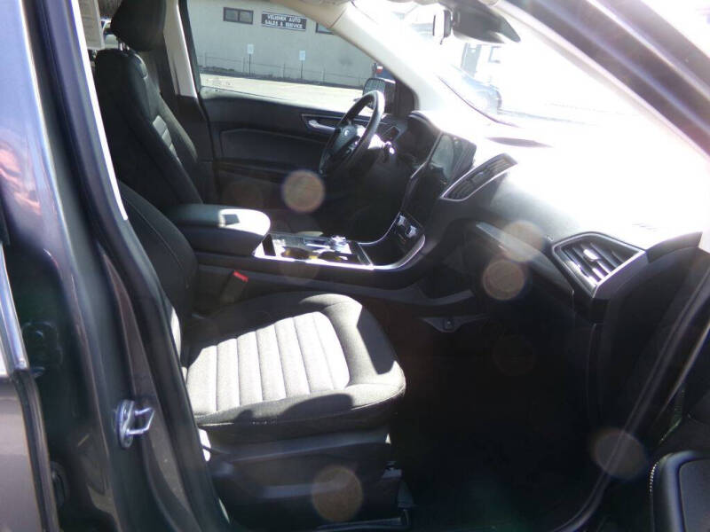 2023 Ford Edge SE
