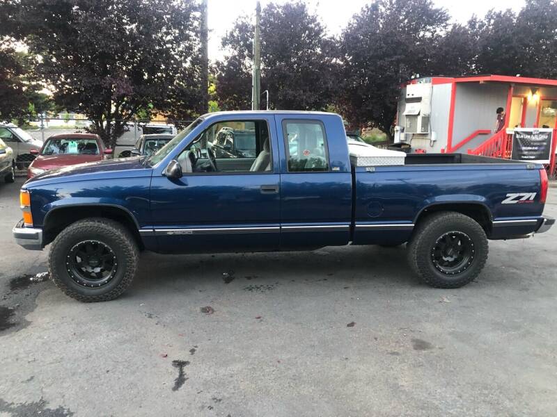 1996 Chevrolet C/K 1500 Series for sale at Blue Line Auto Group in Portland OR