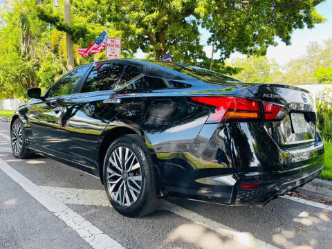 2022 Nissan Altima 2.5 SV