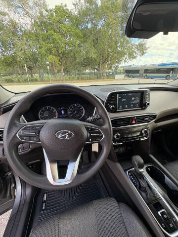 2019 Hyundai Santa Fe SE 2.4L