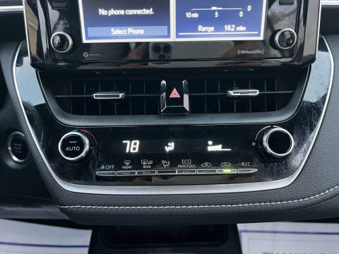 2022 Toyota Corolla Hatchback SE