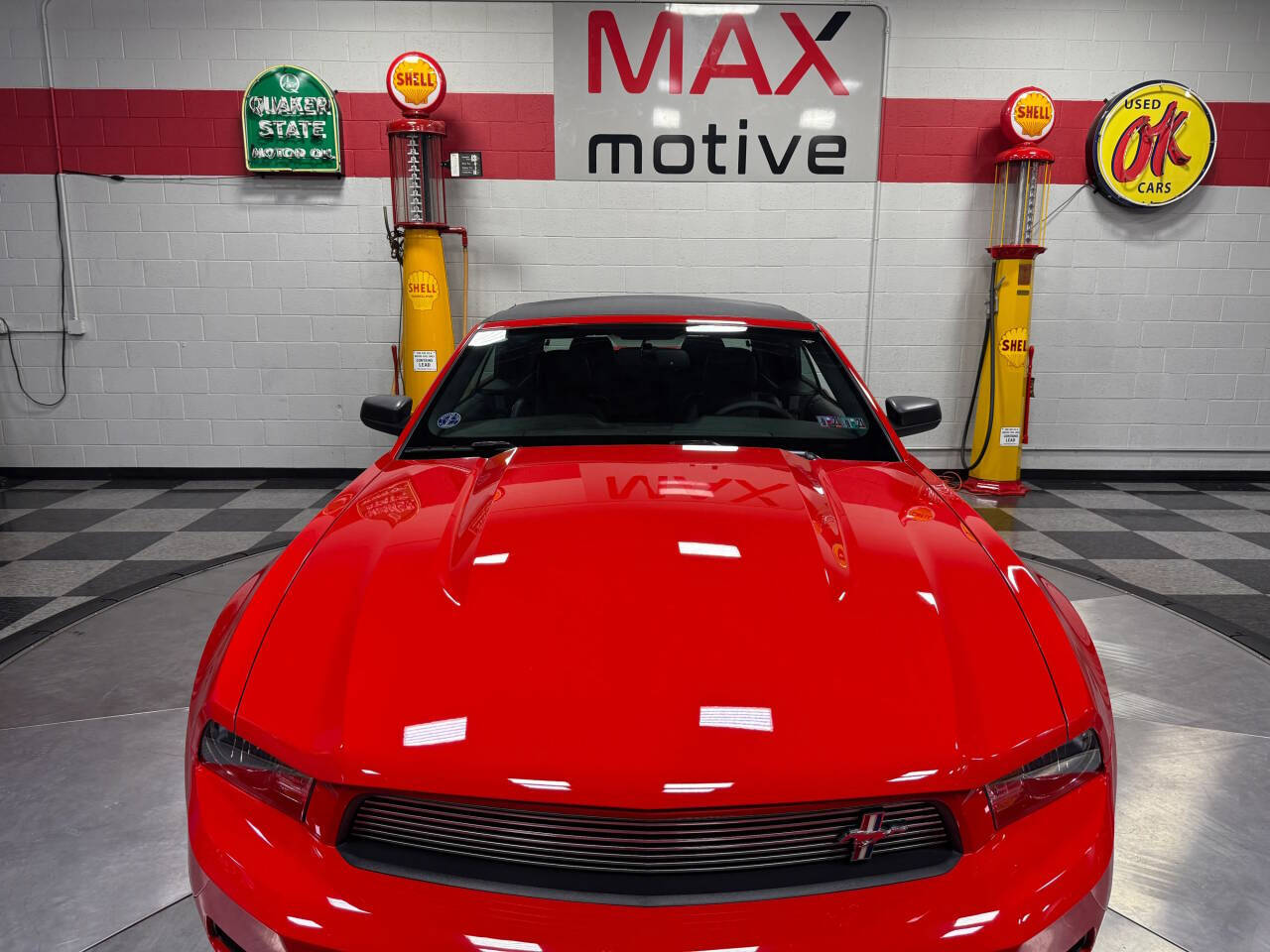 2011 Ford Mustang 40