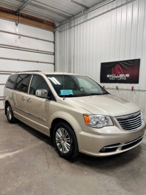 2013 Chrysler Town and Country for sale at Exclusive Motors in Sioux Falls, SD