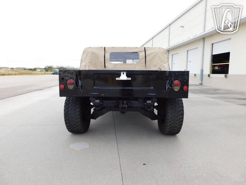 1991 AM General Hummer